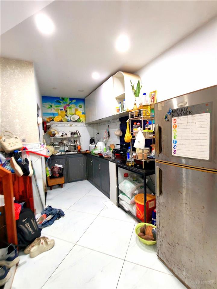 Bán nhà gần mặt tiền đường  aeon tân phú 4*9m giá thương lượng