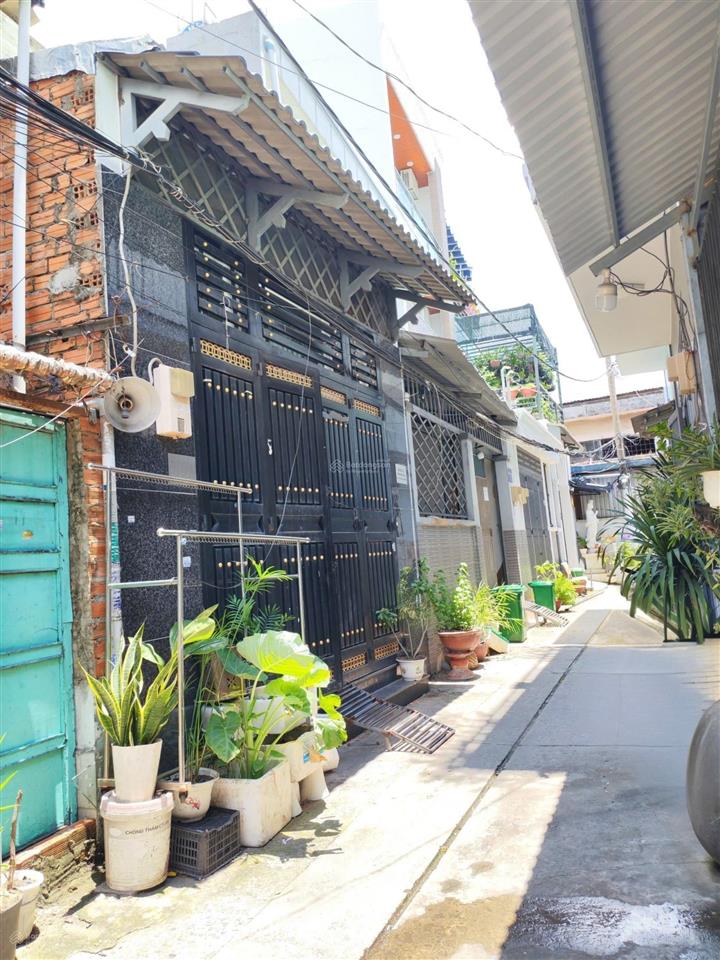 Bán nhà gần mặt tiền đường  aeon tân phú 4*9m giá thương lượng