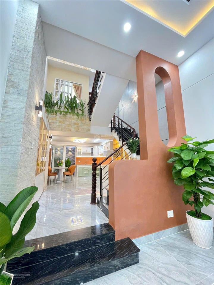 Bán nhà hẻm xe tải full nội thất  4*17m 3 tầng sân thượng 4pn4wc