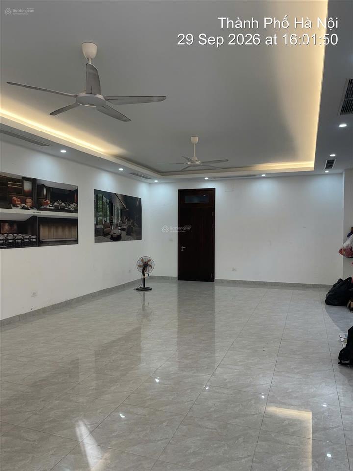 Cần bán căn liền kề khu mở ngay chân chung cư harmony thuận tiện kinh doanh hoặc cho thuê