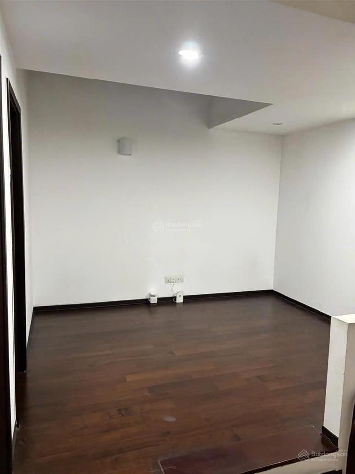Chủ nhà cần tiền bán gấp căn liền kề nadyne nội thất nguyên bản chủ đầu tư