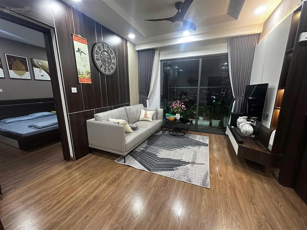 Cần bán gấp căn hộ 2pn +1 tòa the zen, trục đẹp tầng đẹp view bể bơi thoáng mát