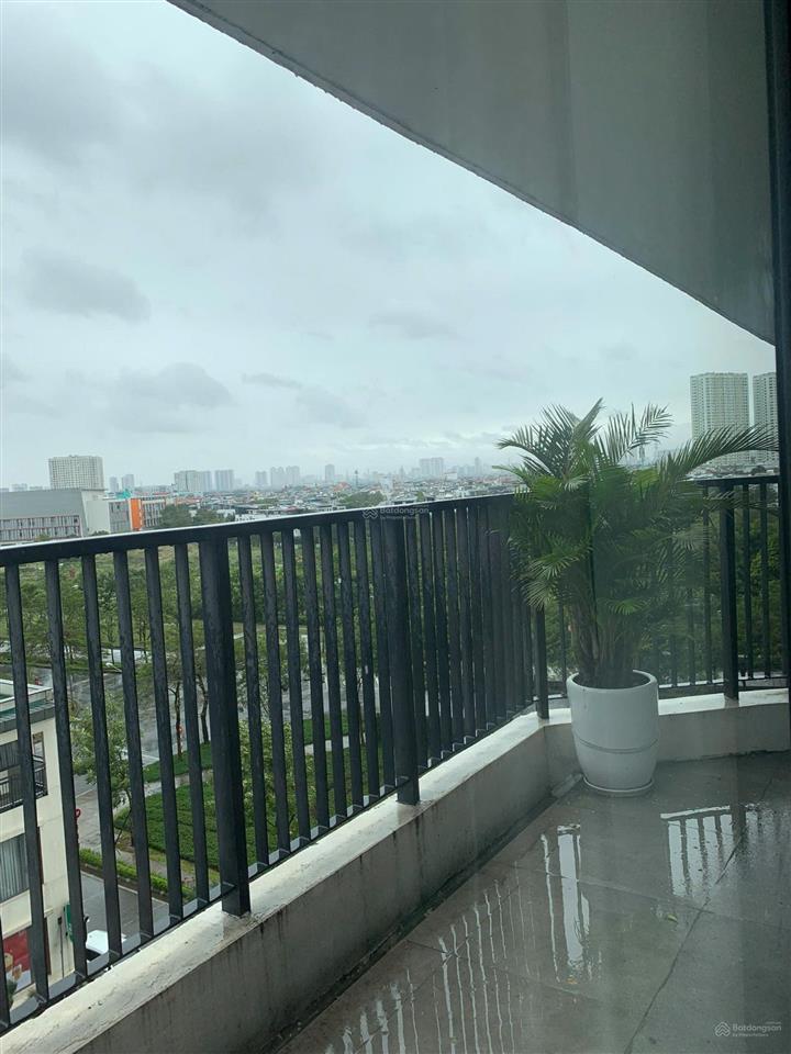 Cần bán căn hộ chung cư 123.6m2 sân vườn view biệt thự tòa zen a kđt gamuda gardens