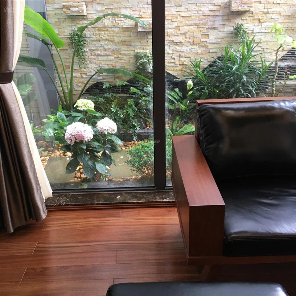 Cần cho thuê biệt thự song lập mới 4 tầng, nội thất đẹp kđt gamuda gardens