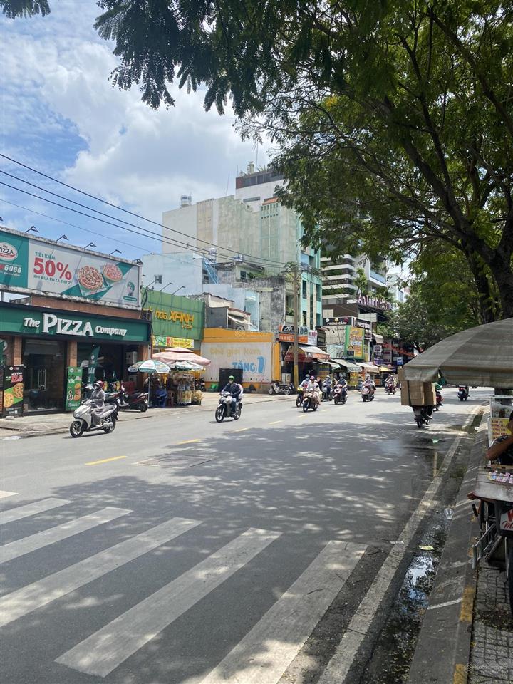 Bán nhà mặt tiền đường số 23, 4 x 18m, 3 lầu, chỉ 13 tỷ 5 còn bớt, quận 6