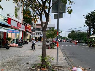 Bán nhà mặt tiền đường số 23, 4 x 18m, 3 lầu, chỉ 13 tỷ 5 còn bớt, quận 6