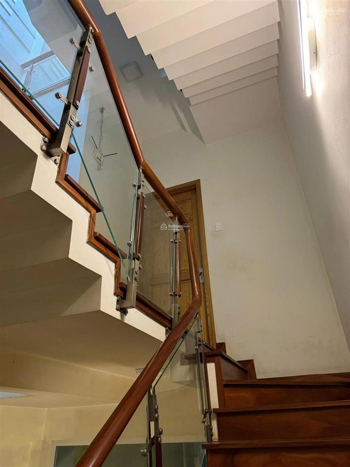 Bán nhà hẻm xe hơi cao văn lầu, ngang 4 dài 16m5, trệt 3 lầu kiên cố, 7 tỷ 9, quận 6