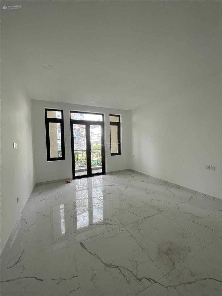 Bán nhà mặt tiền khu bình phú 2, ngang 4 dài 16m, trệt lầu, chỉ 8 tỷ, quận 6
