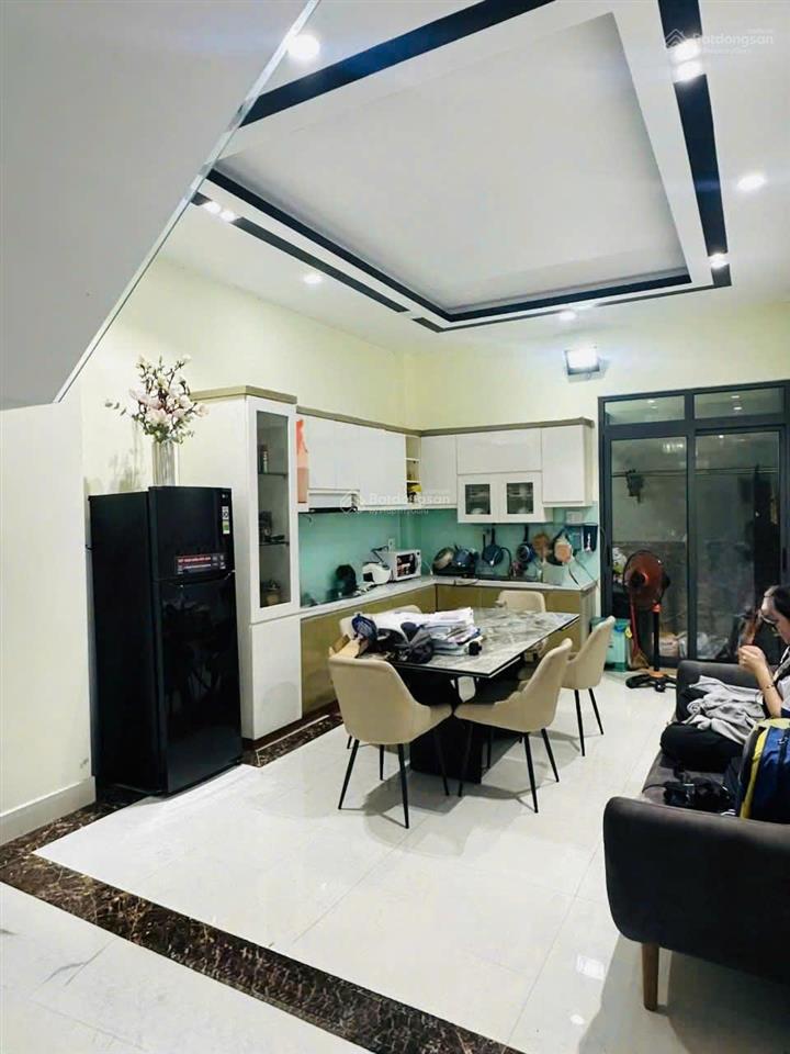 Bán nhà hẻm xe tải 10m kinh dương vương, ngang 4m6 dài 20m vuông vức, 2 lầu, chỉ 9 tỷ, quận 6