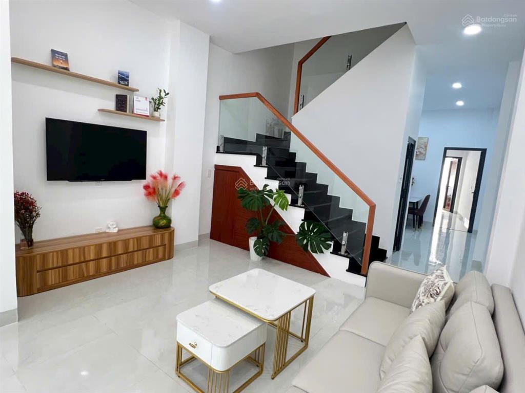 Bán nhà bình thạnh giá chỉ 6,45 tỷ tl hẻm xe ba gác.  0932 786 ***