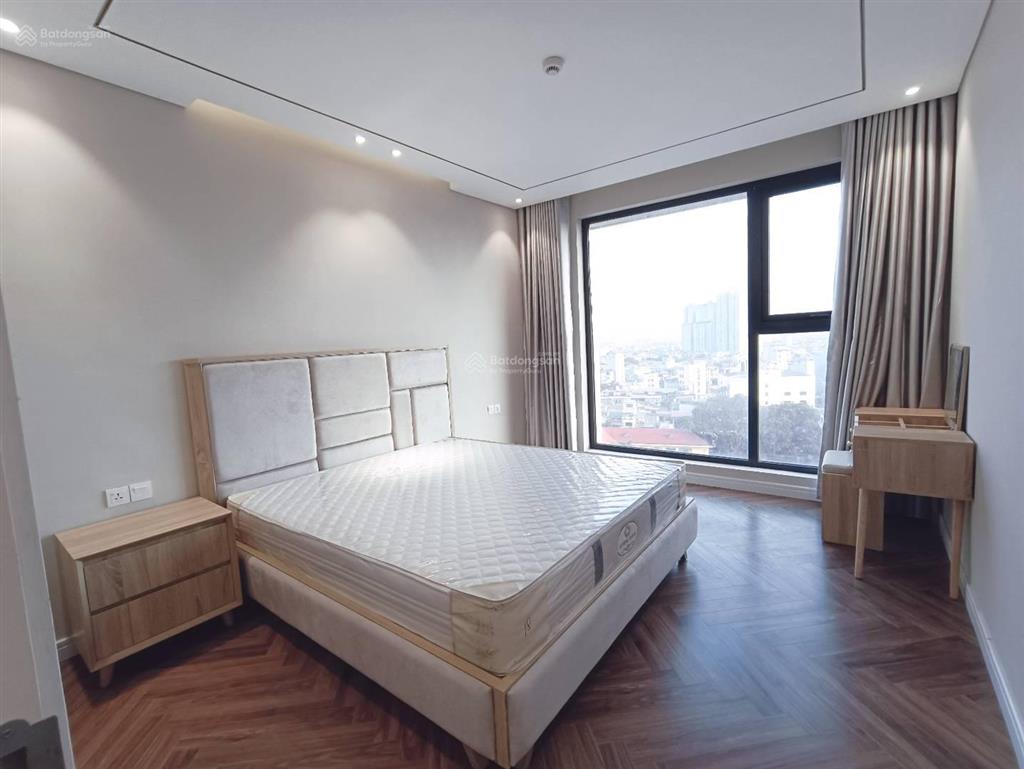 Bán căn góc ban công tầng siêu đẹp, nhà full nội thất đẹp miên man