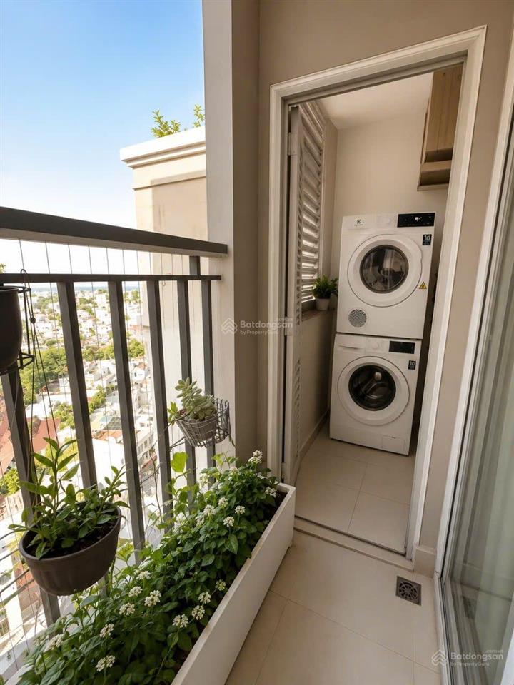 Căn hộ trên cao, thoáng mát, view đẹp