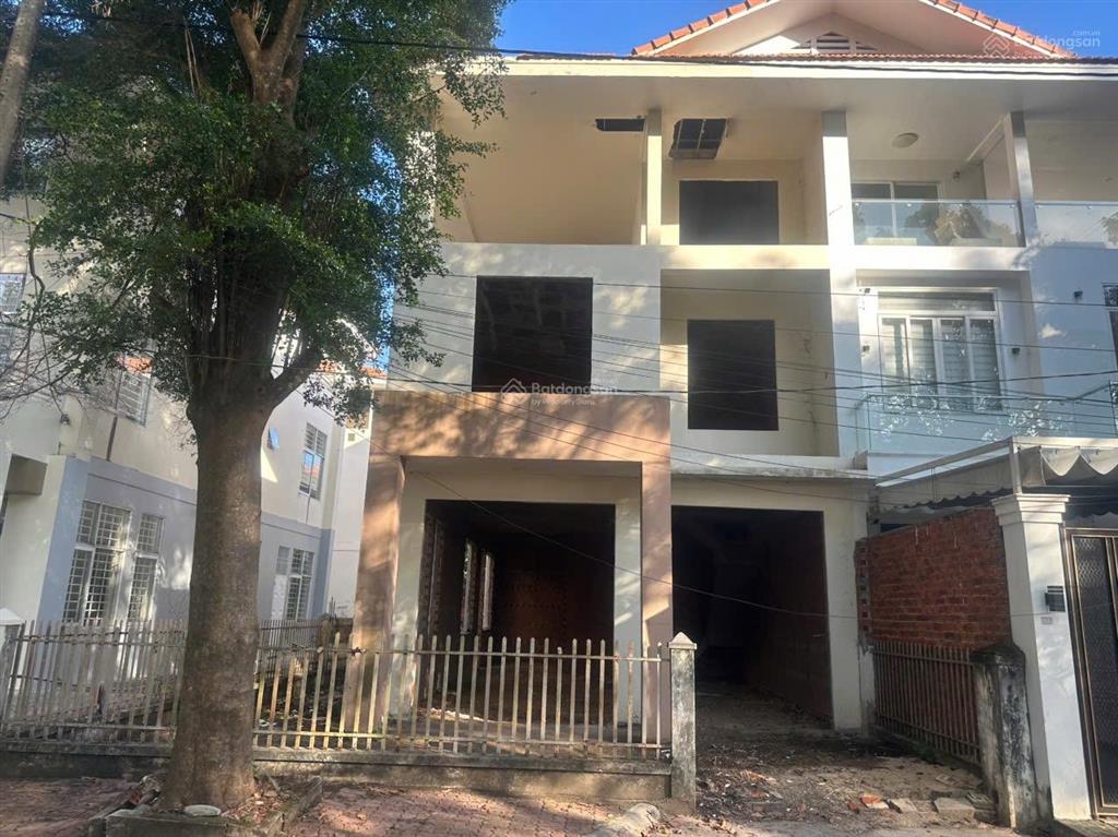 Bán bt, 200m2, 7,8 tỷ, tại hùng vương, p long toàn, tp bà rịa