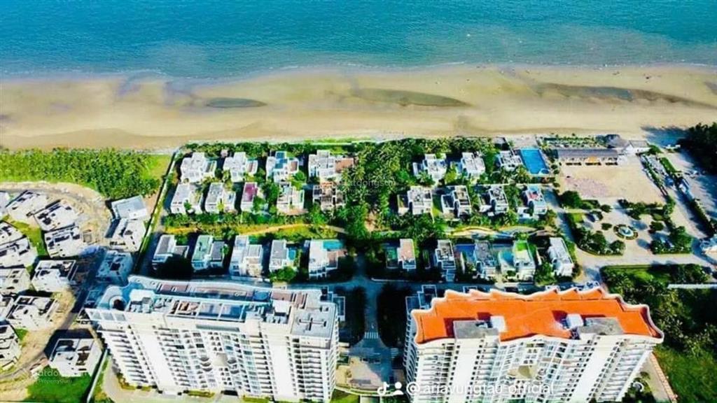 Cần bán gấp căn 3pn full nội thất giá chỉ 5 tỷ diện tích lên tới 156m2 ngay biển