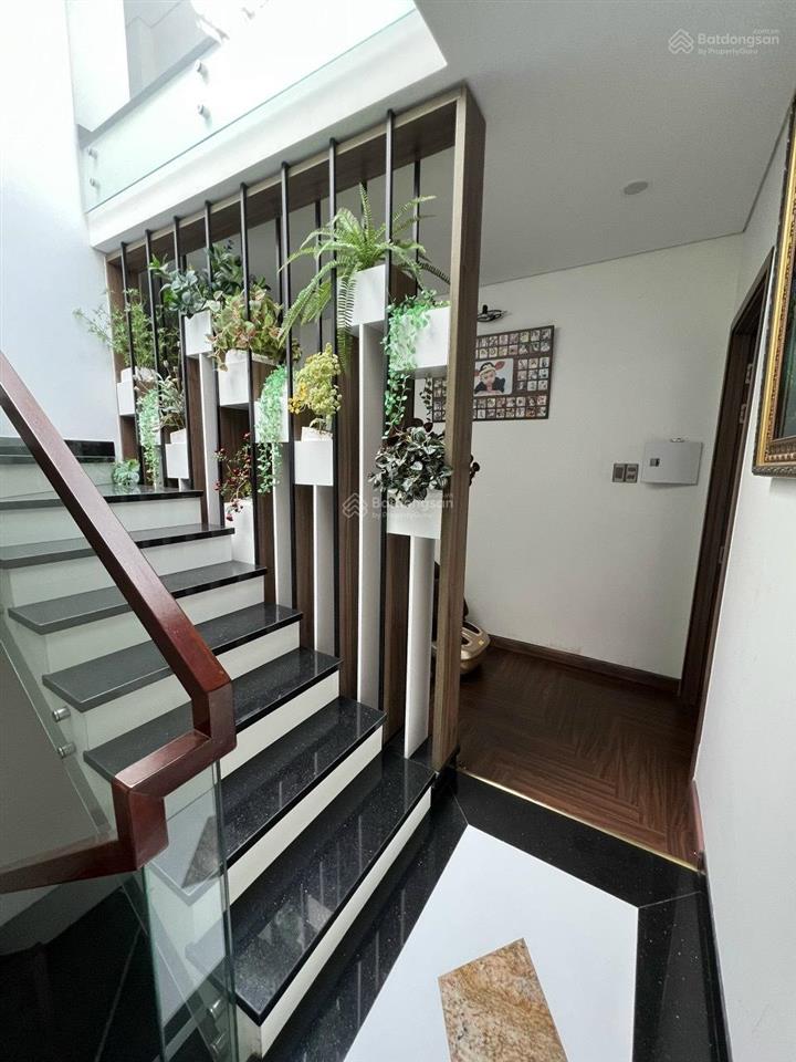 Bán nhà mtnb trần thủ độ 3.5mx17m nhà 1 lầu  giá 7.4 tỷ thương lượng