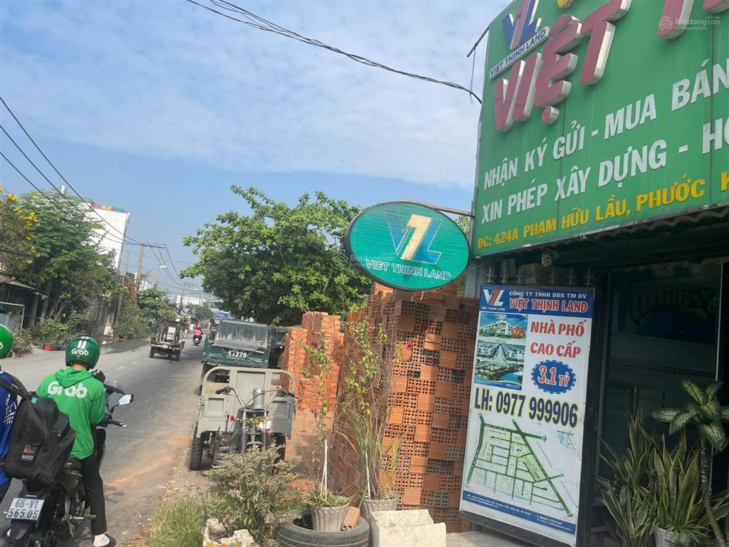 Chính chủ cần bán gấp nhà tiền đường phạm hữu lầu, giá 11tỷ có giảm nhiều cho khách mua nhanh