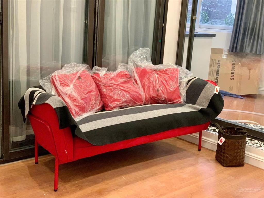 Cho thuê dài hạn căn hộ tập thể full đồ, 32m² ở 30b đoàn thị điểm, ô chợ dừa