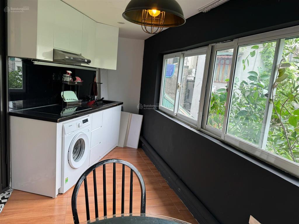Cho thuê dài hạn căn hộ tập thể full đồ, 32m² ở 30b đoàn thị điểm, ô chợ dừa