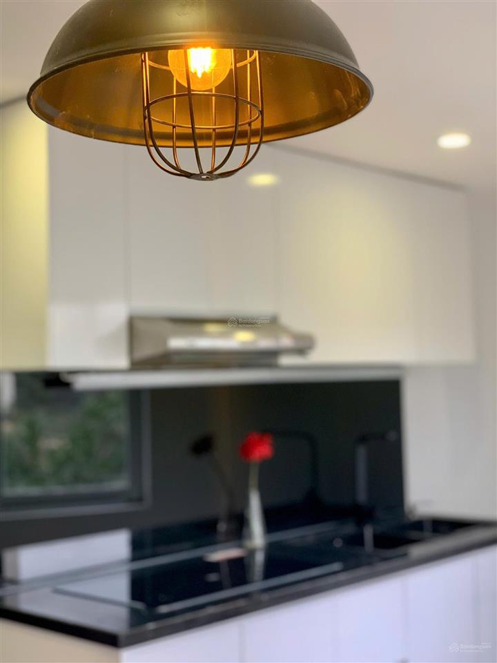 Cho thuê dài hạn căn hộ tập thể full đồ, 32m² ở 30b đoàn thị điểm, ô chợ dừa