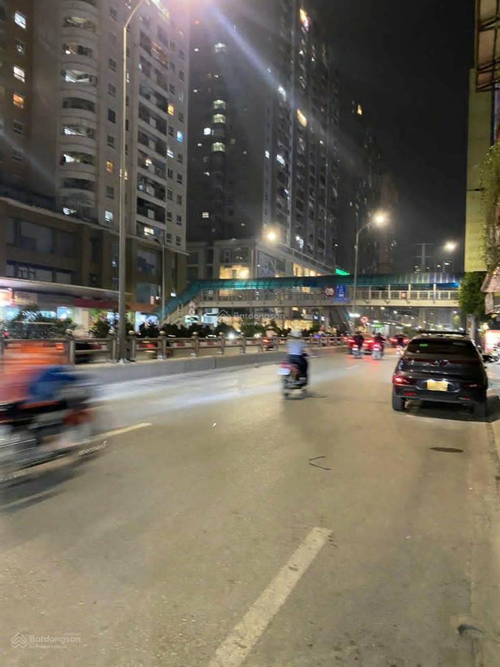 Cho thuê nhà mặt phố 36 tố hữu
