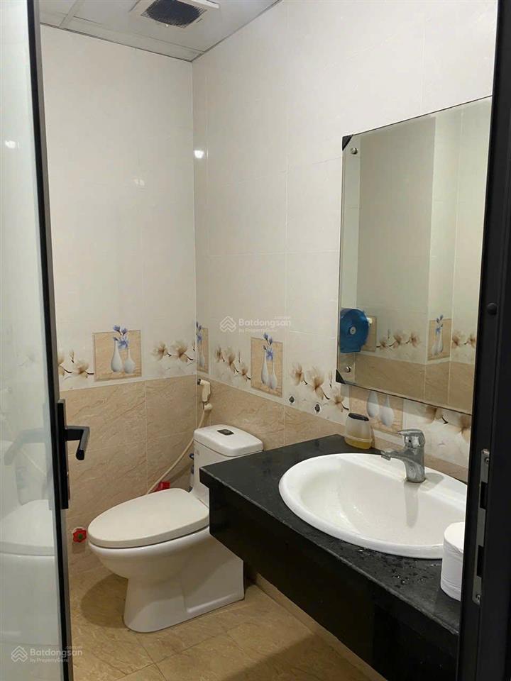 Cho thuê nhà mặt phố 36 tố hữu