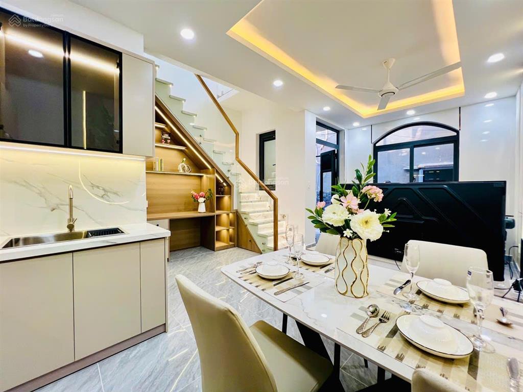 Siêu phẩm mini  ngang 5m  hẻm thông  giá chỉ hơn 4 tỷ