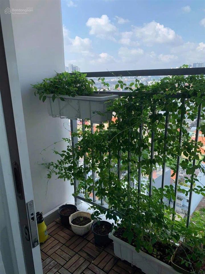 Cần bán căn hộ thủ thiêm sky 2pn.2wc.44m.giá 3.9ty. sổ hồng lâu dài. thảo điền.lầu cao mát mẽ.