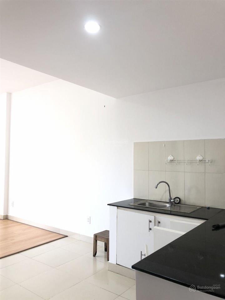 Bán ch chung cư thủ thiêm sky. 2pn 2wc 60m2. giá 4.8 tỷ. sổ hồng lâu dài