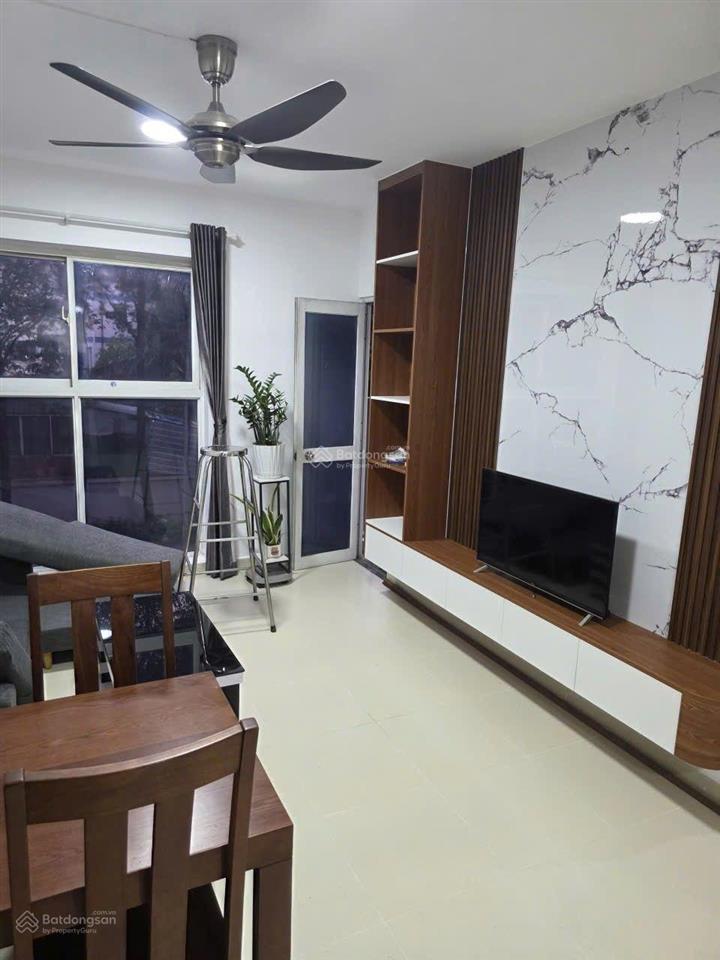 Bán gấp căn hộ thủ thiêm sky 2pn 2wc. giá 4.9 tỷ thương lượng. sổ hồng lâu dài tại thảo điền q2