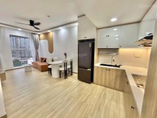 Chính chủ bán căn hộ thủ thiêm sky 2pn.2wc.64m.giá 5.650tr (sổ hồng) nguyễn văn hưởng thảo điền q2.