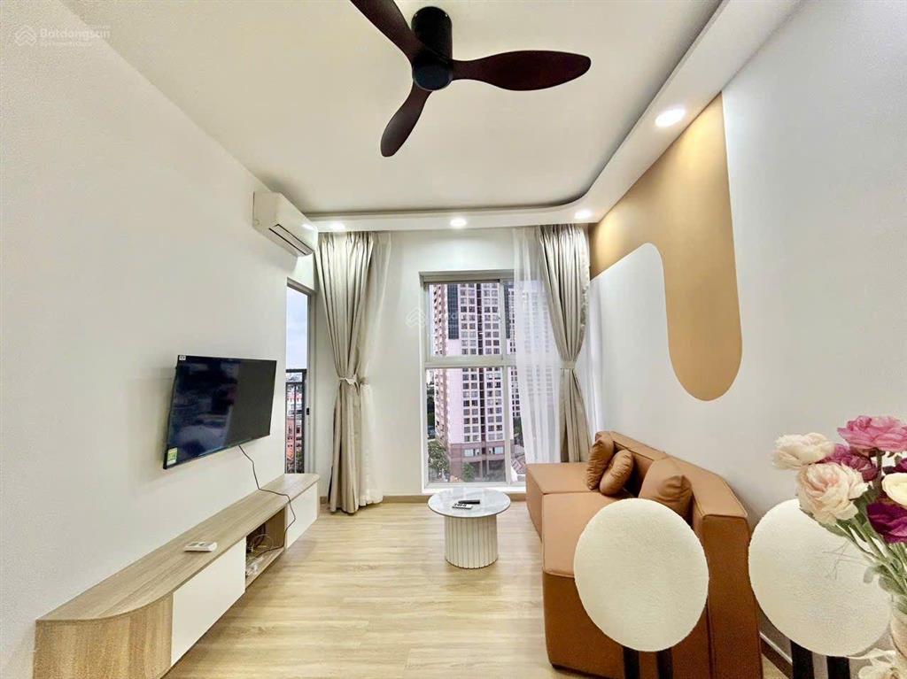 Chính chủ bán căn hộ thủ thiêm sky 2pn.2wc.64m.giá 5.650tr (sổ hồng) nguyễn văn hưởng thảo điền q2.