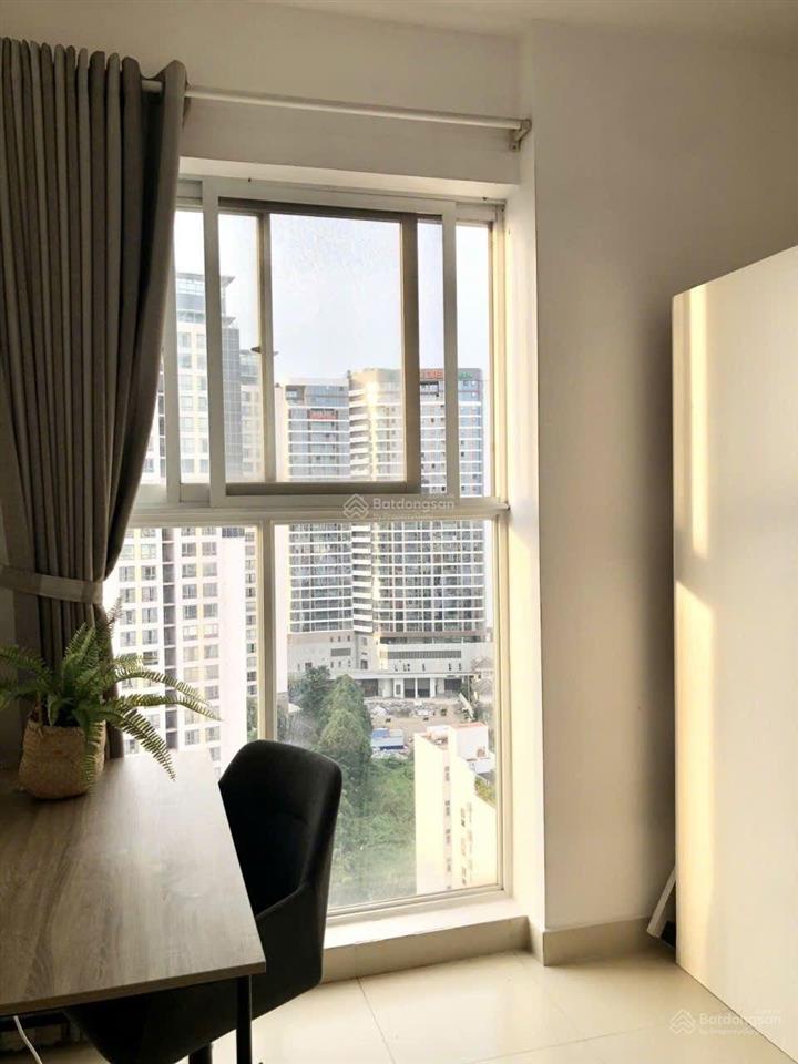 Bán căn hộ chung cư thủ thiêm sky 2pn.2wc. giá 5,2 tỷ sổ hồng, full nội thất, thảo điền quận 2.