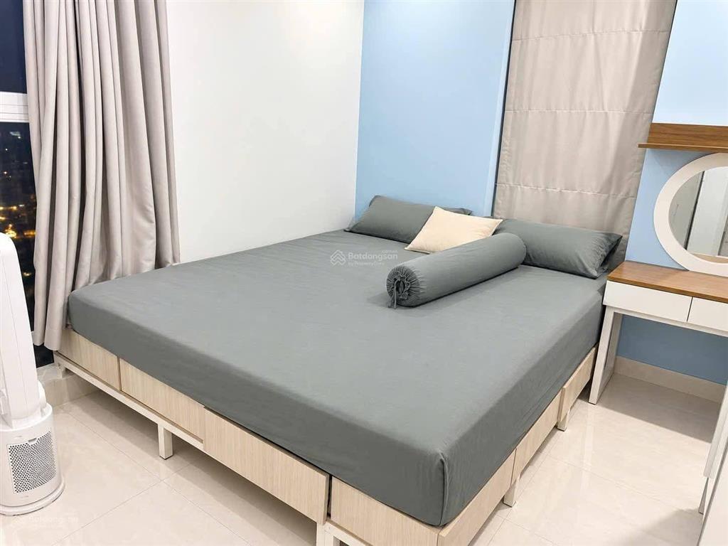Cho thuê căn hộ thủ thiêm sky 2pn 2wc 60m2. giá 15tr/tháng, đủ nội thất, thảo điền q2