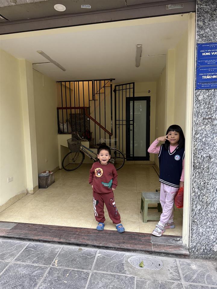 Chính chủ cho thuê nhà mặt đường minh khai