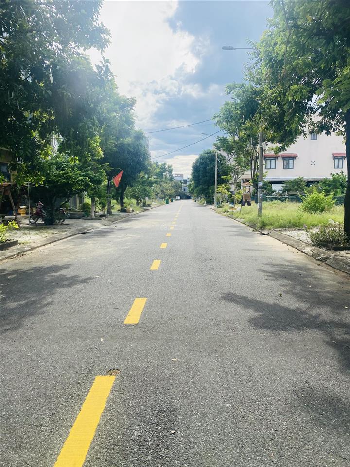 Bán đất biển chính chủ 100m2 nguyễn xiển, giá chỉ 8,3 tỷ hướng đông