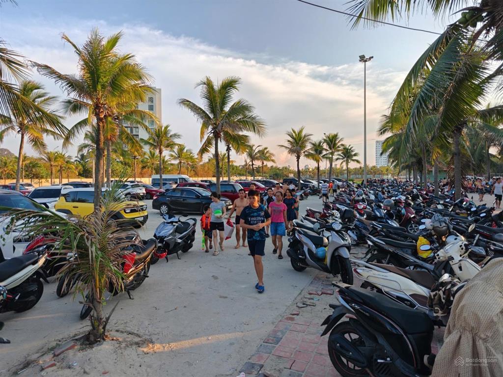 Siêu hiếm 3 lô liền kề mặt tiền trần quốc hoàn, lối vào bãi tắm sơn thuỷ