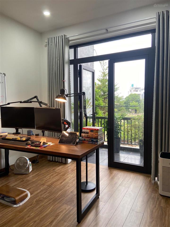 Nhà 3 tầng view công viên thanh lương 14, hòa xuân