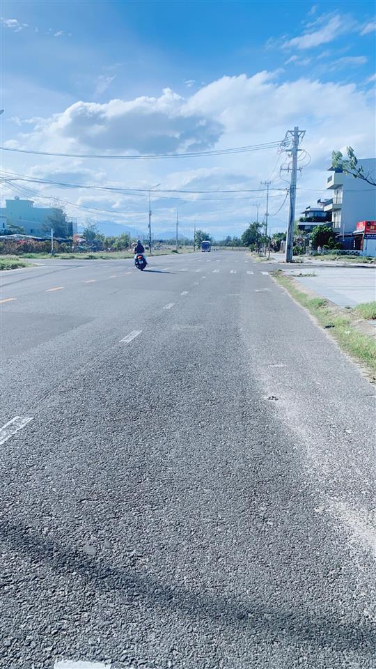 Ra nhanh lô 100m2 nút giao thông minh mạng trục 33m kết nối nội đô ra biển ngũ hành sơn