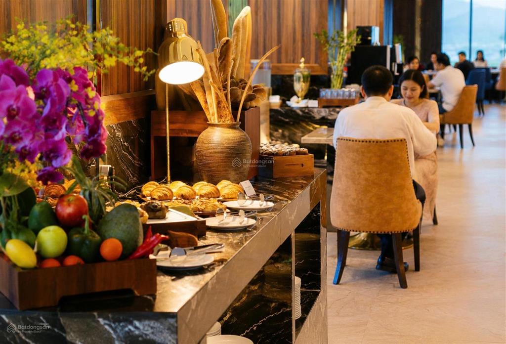 Bán căn cực vip view trực diện vịnh, tòa a full nội thất 5 sao dự án centara vân đồn giá yêu thương
