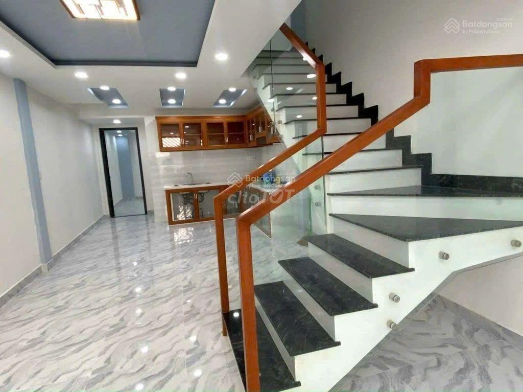 Cần bán nhà 32/38/4 phan xào nam (58)đúc 3 tấm giá