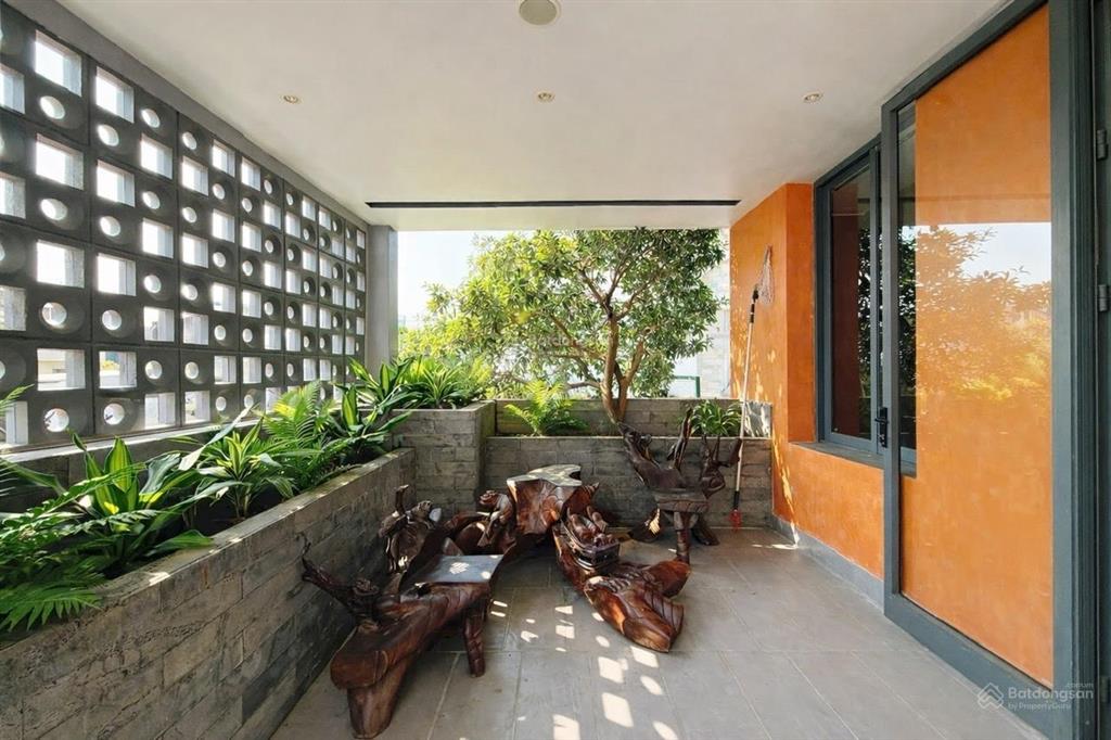 Bán biệt thự kdc đại phúc,phạm hùng nối dài,dt212m2 sổ hồng 33tỷ