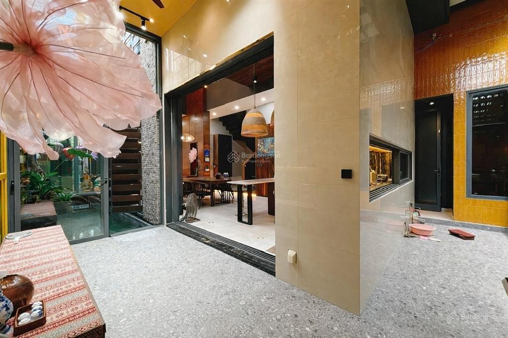 Bán biệt thự kdc đại phúc,phạm hùng nối dài,dt212m2 sổ hồng 33tỷ