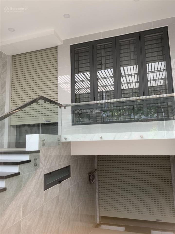 Bán nhà phố kdc đại phúc,phạm hùng nối dài,đường 18m dt5x22m giá 15tỷ5