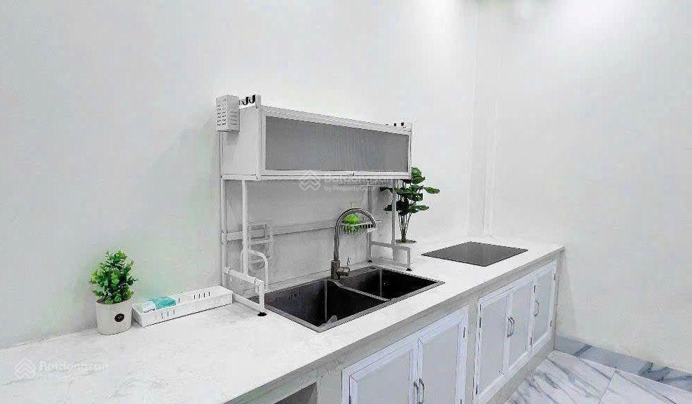 Cho thuê phòng 2.150.000 full nội thất, đường 6m