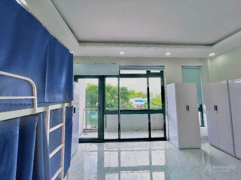Phòng đẹp 1.8tr, full nội thất, kđt vạn phúc, đường nguyễn thị nhung
