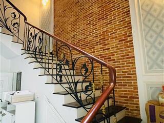 Nhà ngộp giá tốt kdc trung sơn, dt 5x20m, trệt 2 lầu st giá chỉ 16,5 tỷ có tl