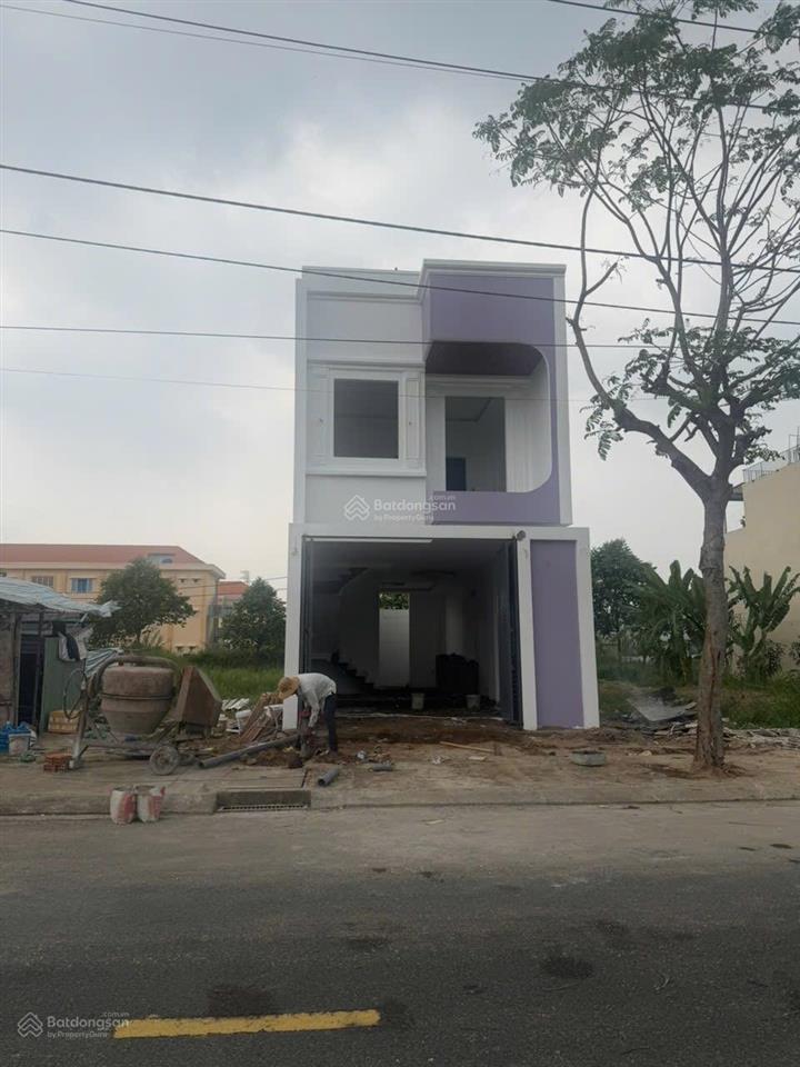 Chính chủ cần bán gấp đất sổ riêng long hậu giáp nhà bèq7