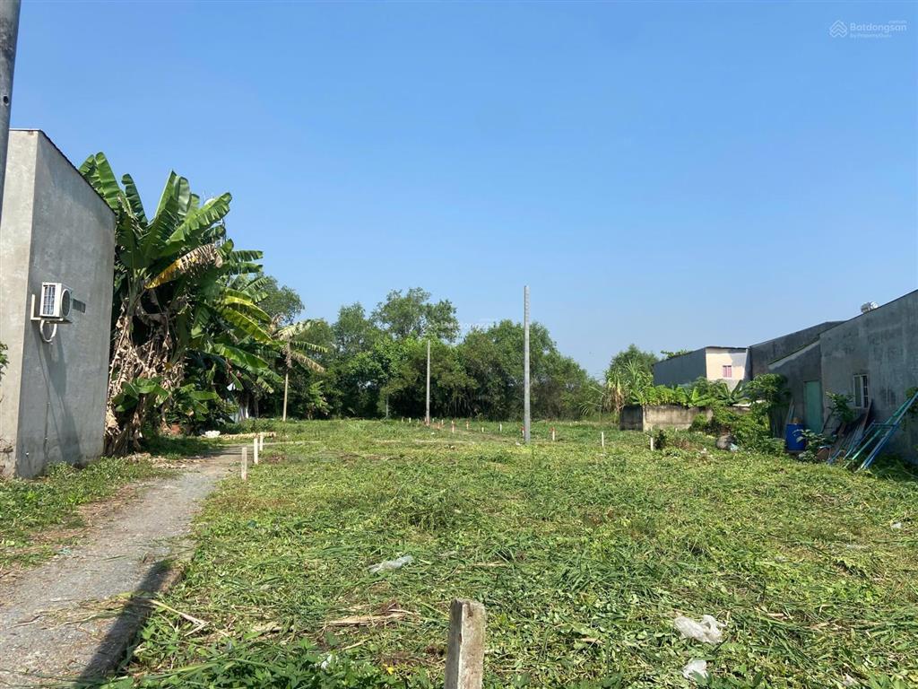 Chính chủ cần bán gấp đất sổ riêng long hậu giáp nhà bèq7