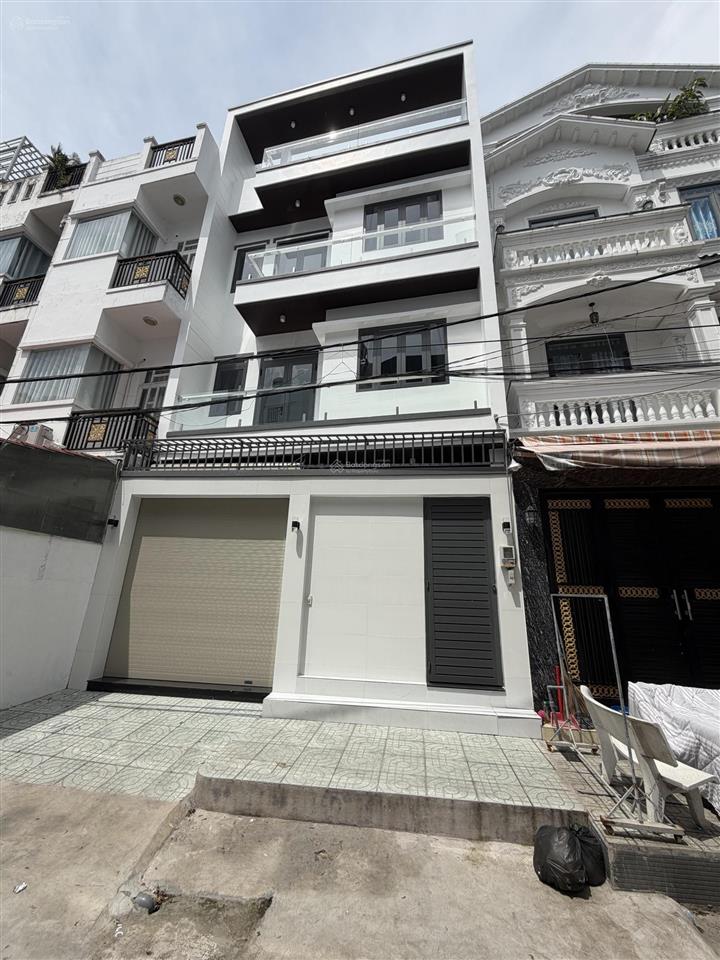 Bán gấp nhà mới 1 trệt 3 lầu kdc phước kiển, nhà bè, nhà mới đẹp, phong thủy tốt, full nội thất