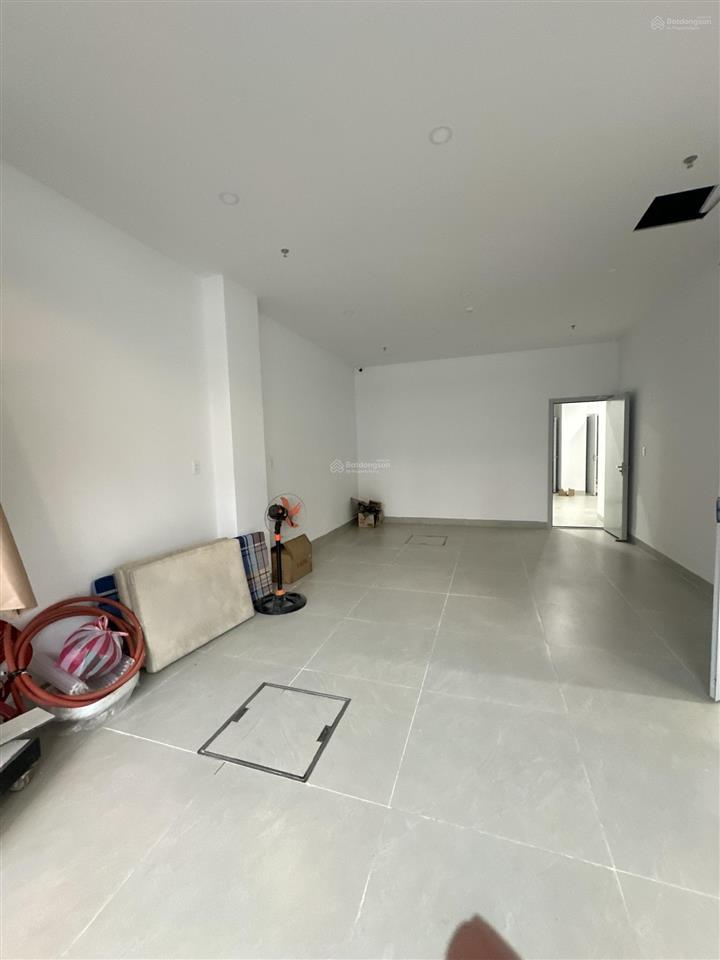 Cần cho thuê mặt tiền nhà đường trần hưng đạo. view sông.